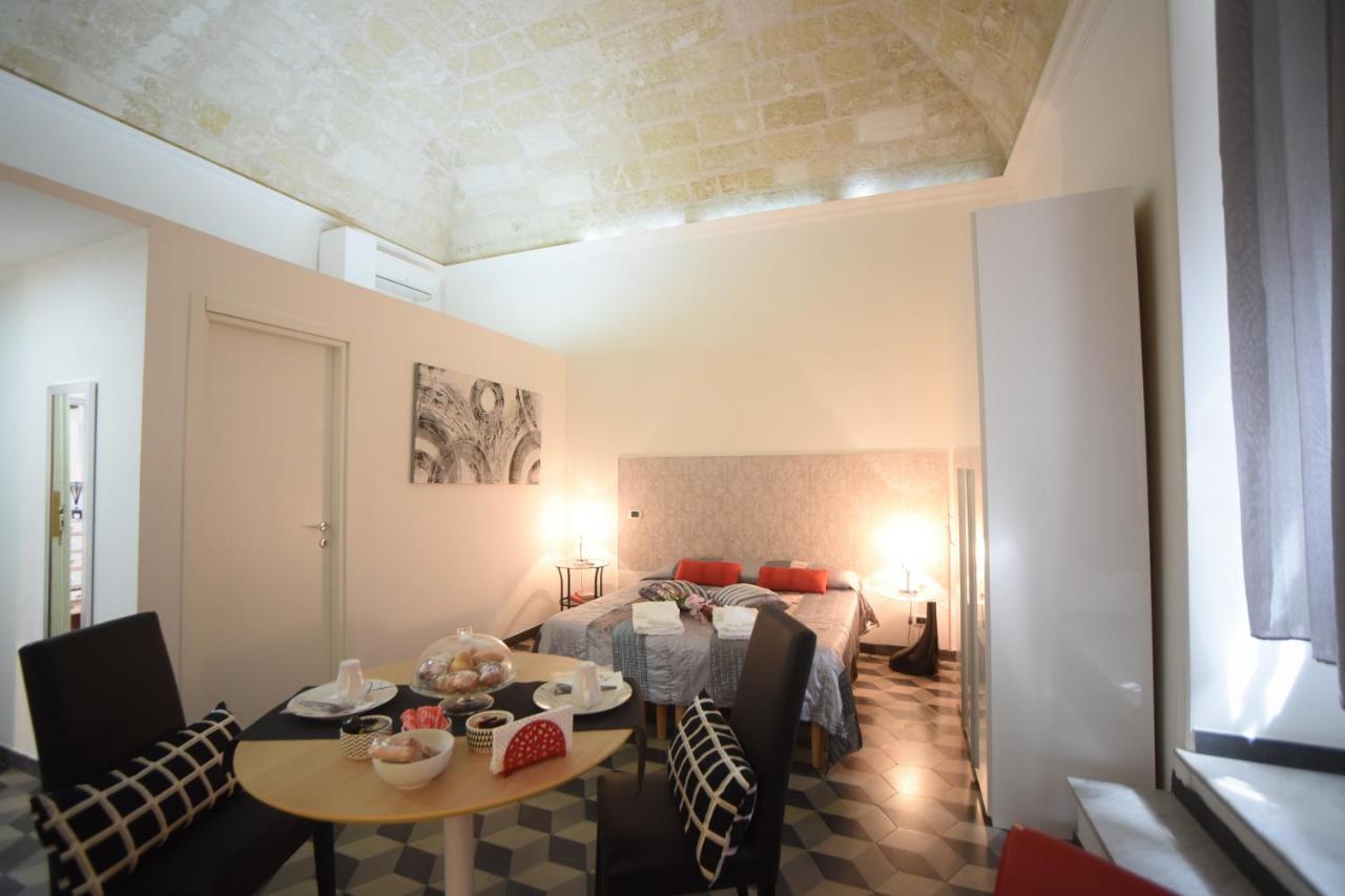 Da Noi Due Bed & Breakfast Taranto Exterior foto