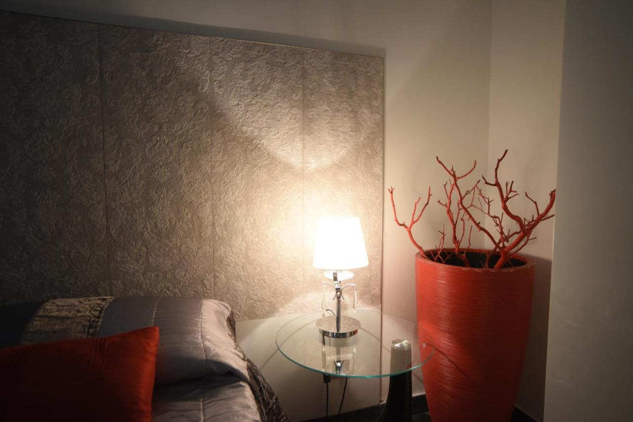 Da Noi Due Bed & Breakfast Taranto Exterior foto