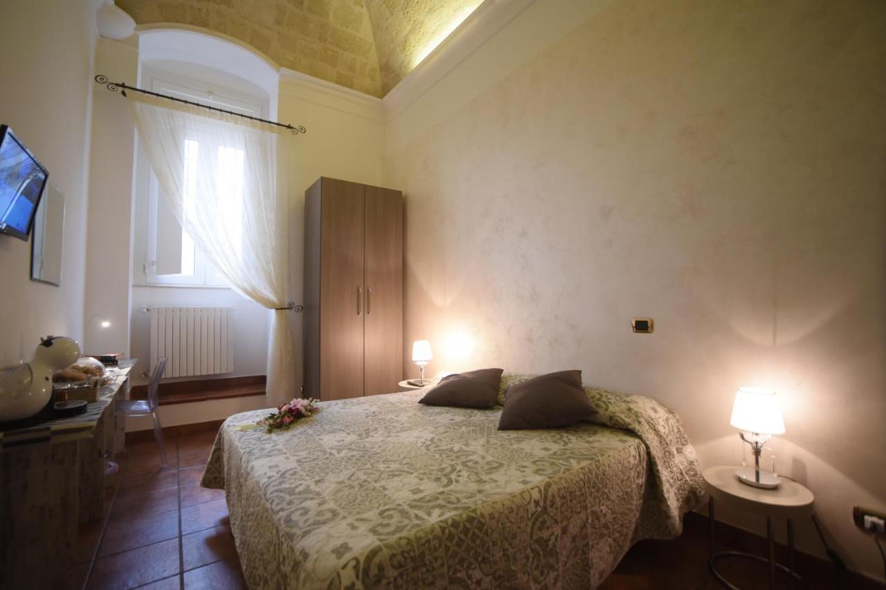 Da Noi Due Bed & Breakfast Taranto Exterior foto