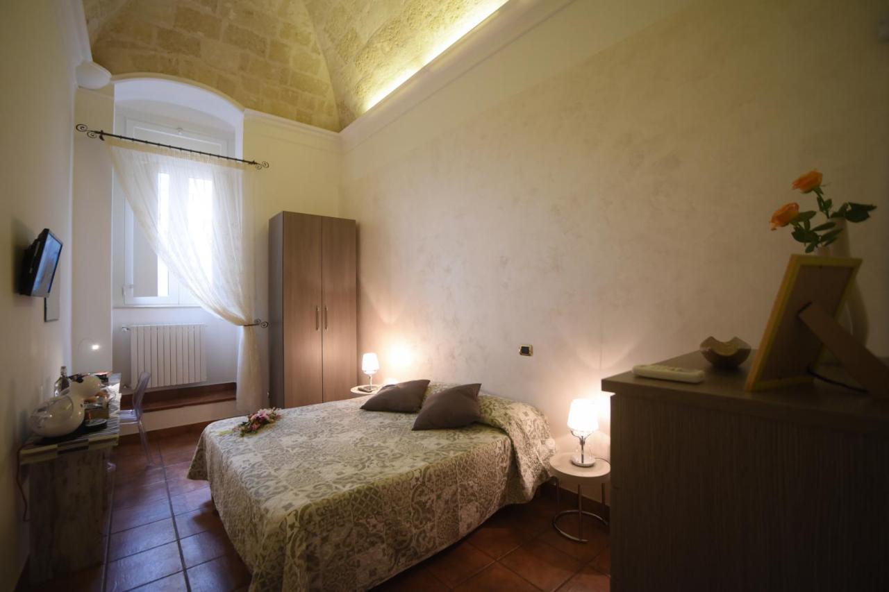 Da Noi Due Bed & Breakfast Taranto Exterior foto